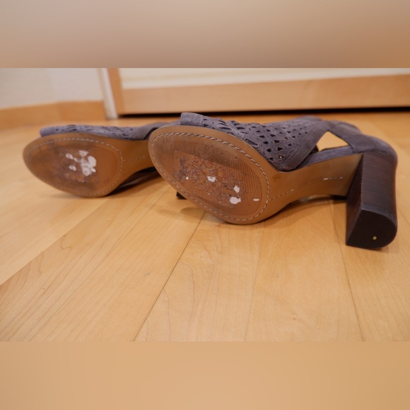 Vince Camuto Grey Cranita Booties - Picture 9 of 9